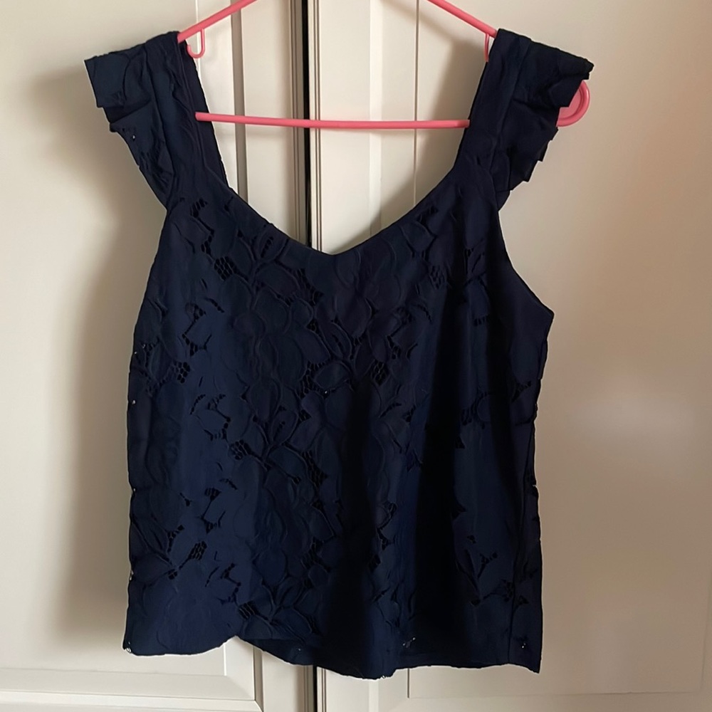 Monteau Los Angeles navy lace top. Size medium